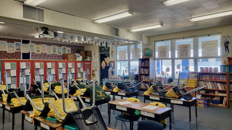 Rent a Classroom (Small) in Costa Mesa CA 92626