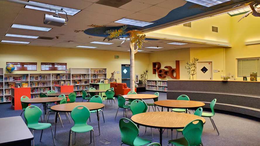 Rent a Library (Small) in San Diego CA 92124