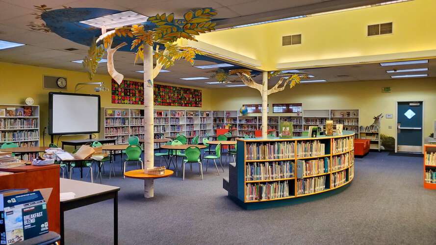 Rent a Library (Small) in San Diego CA 92124