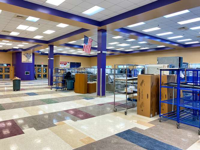 Rent a Cafeteria (Large) in Celebration FL 34747