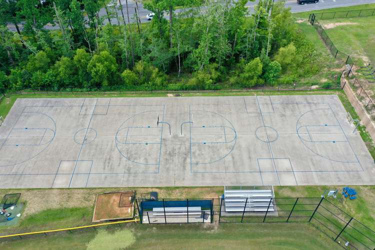 Rent Outdoor Basketball Courts in DeFuniak Springs