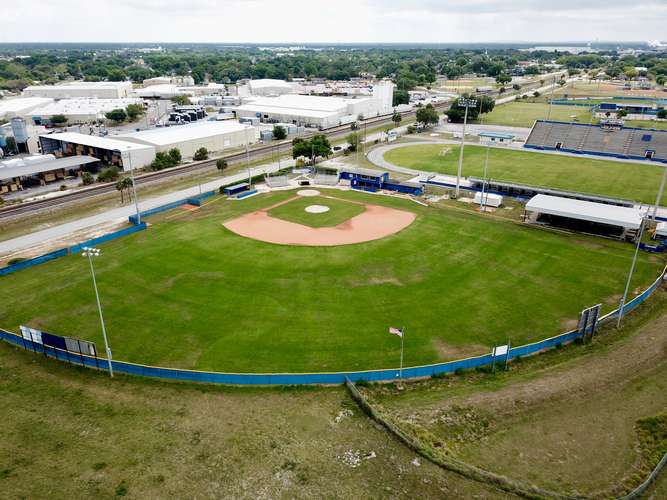 Rent Field Baseball in Auburndale