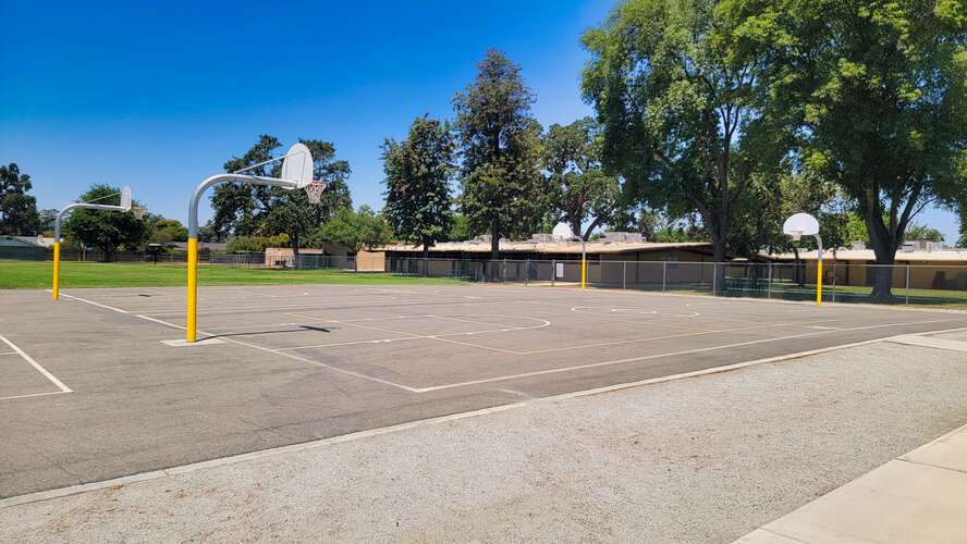 Rent a Basketball Courts (Outdoor) in Visalia CA 93277