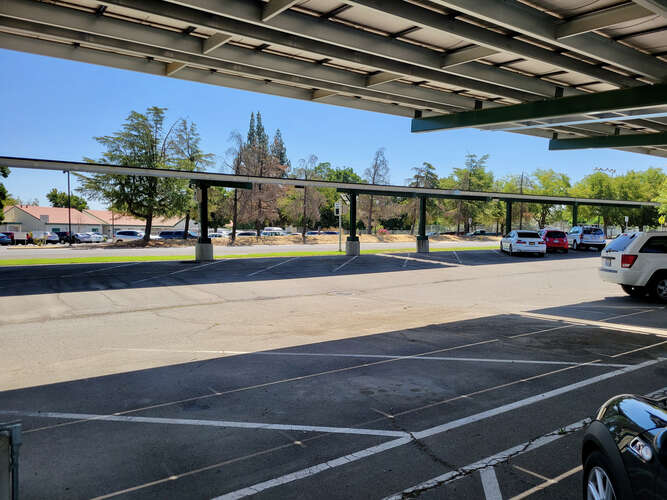 Rent Parking Lot in Woodland