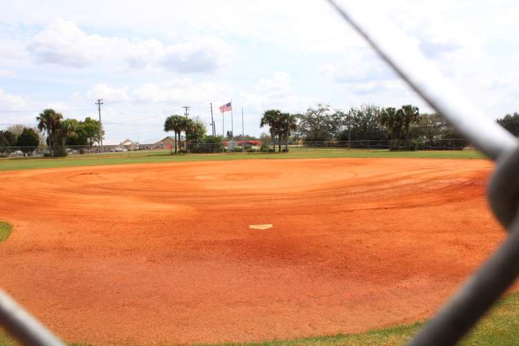 Rent a Field (Softball) in Frostproof FL 33843