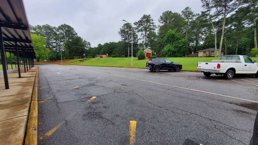 Rent a Parking Lot (Small) in Riverdale GA 30296