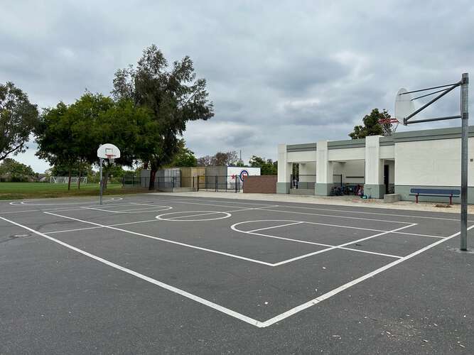 Rent a Basketball Courts (Outdoor) in Ladera Ranch CA 92694