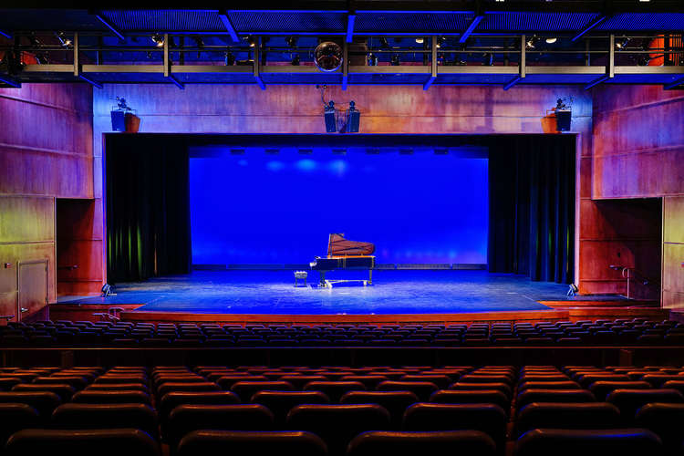 Rent a Theater in Castro Valley CA 94546