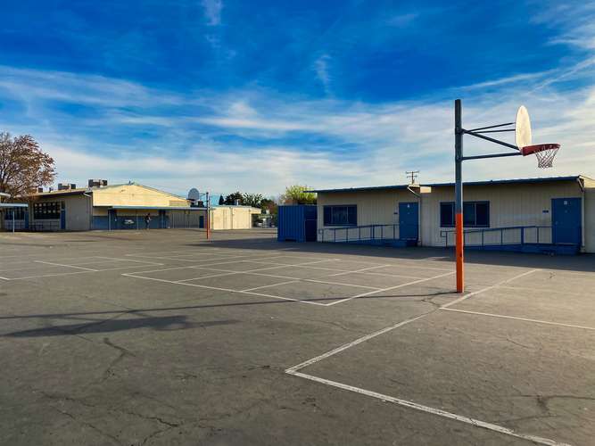 rent-outdoor-basketball-courts-in-san-bernardino