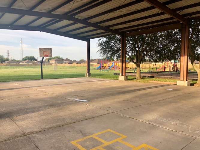 Rent a Basketball Courts (Outdoor) in Missouri City TX 77489