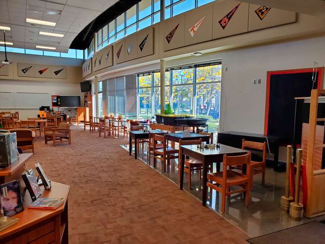 Rent a Library (Large) in Winter Park FL 32789