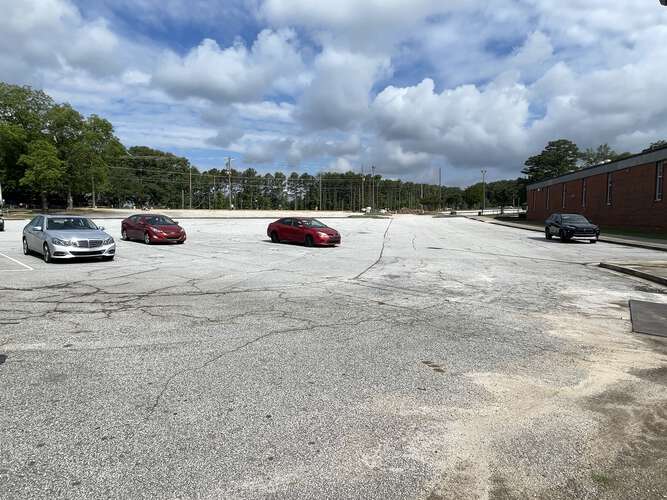 Rent a Parking Lot (Small) in Morrow GA 30260