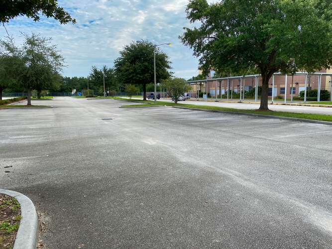 Rent Parking Lot Ham Brown Road in Kissimmee