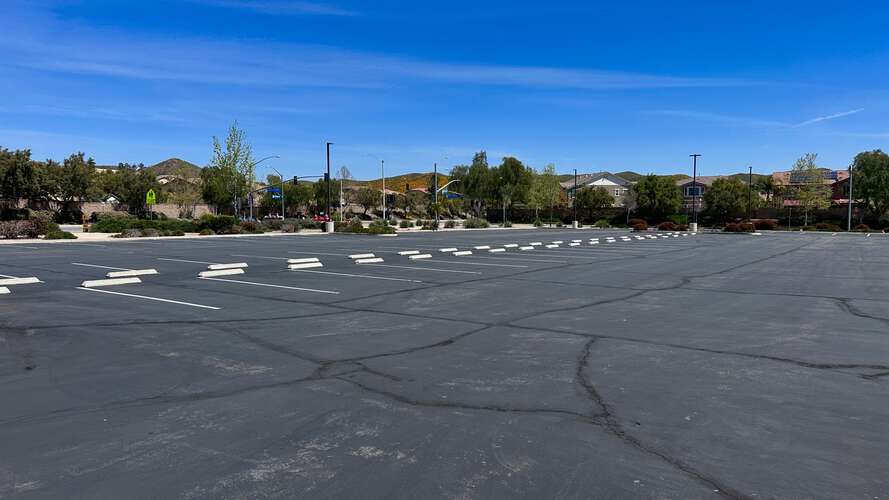 Rent a Parking Lot (Small) in Lake Elsinore CA 92532