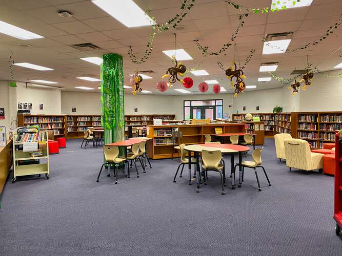 Rent a Library (Medium) in Bogart GA 30622