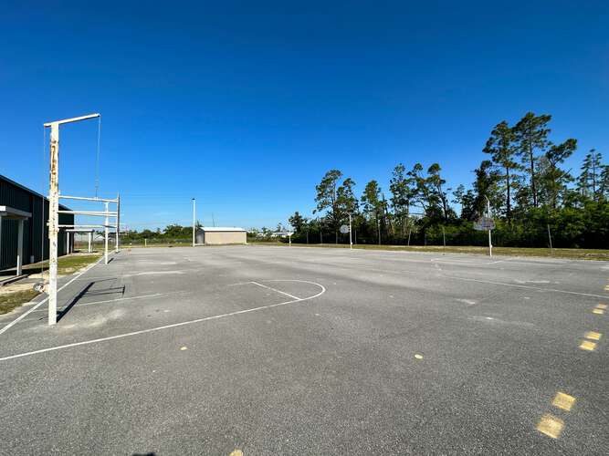 Rent Outdoor Basketball Courts in Panama City