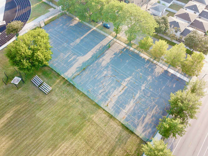 Rent Tennis Courts in Chicago