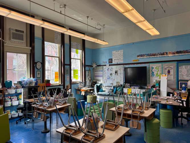 Rent Classroom Standard in Chicago