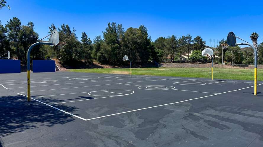 Rent Outdoor Basketball Courts in El Cajon
