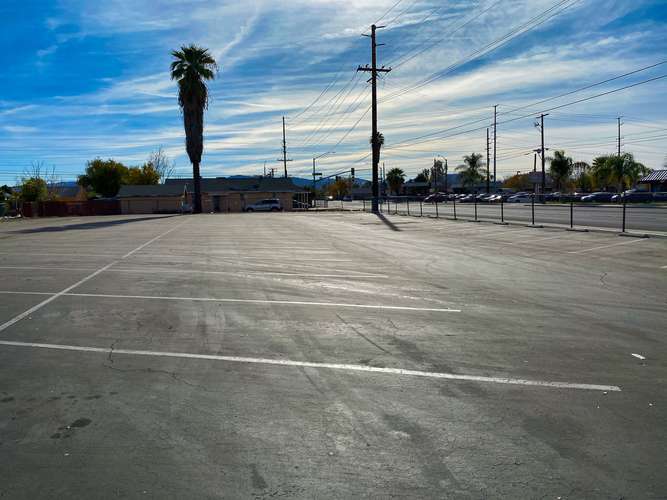 Rent Parking Lot in San Bernardino