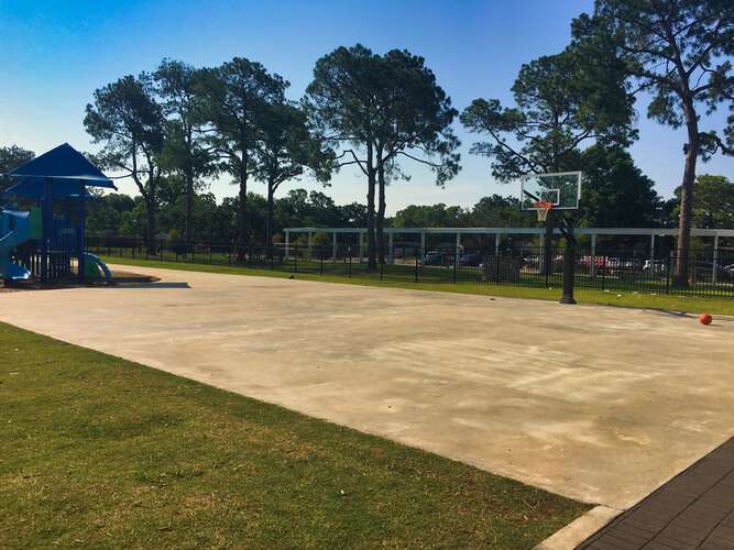 Rent Outdoor Basketball Courts in Houston