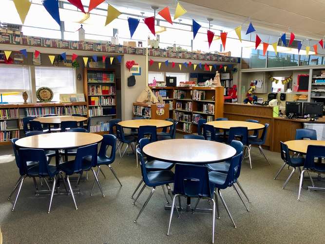 Rent a Library (Small) in Fresno CA 93723