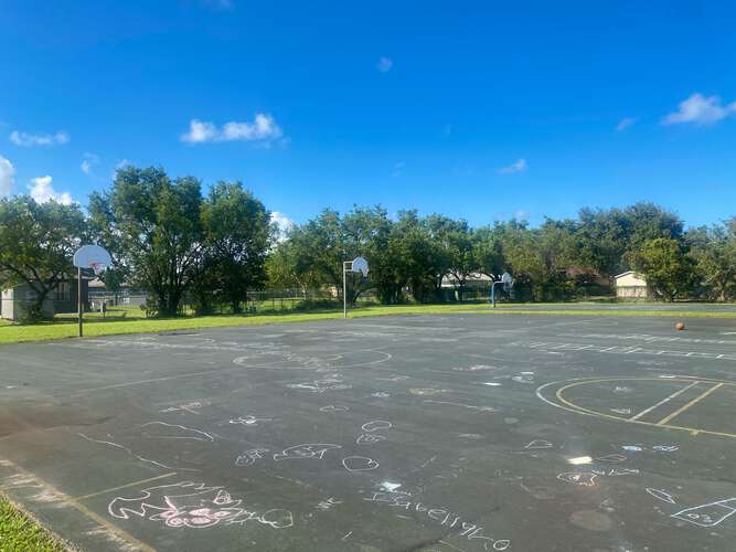 Rent Outdoor Basketball Courts in Pompano Beach