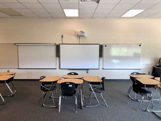 Rent Classroom Standard in Blythewood