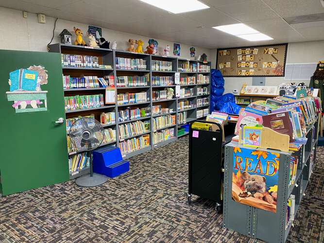 Rent a Library (Small) in Bakersfield CA 93301