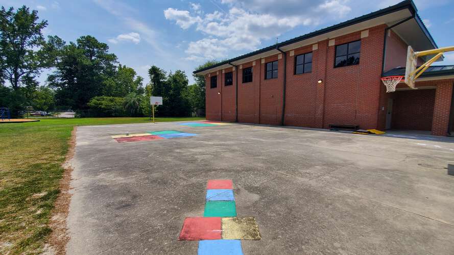 Rent a Basketball Courts (Outdoor) in Columbia SC 29205
