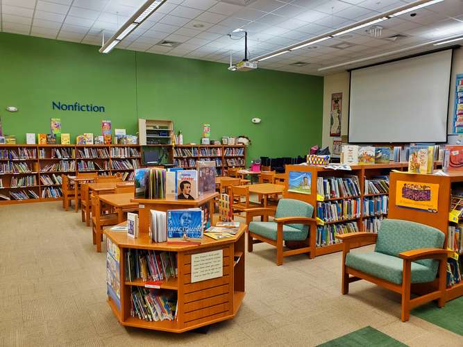 Rent a Library (Small) in Maitland FL 32751