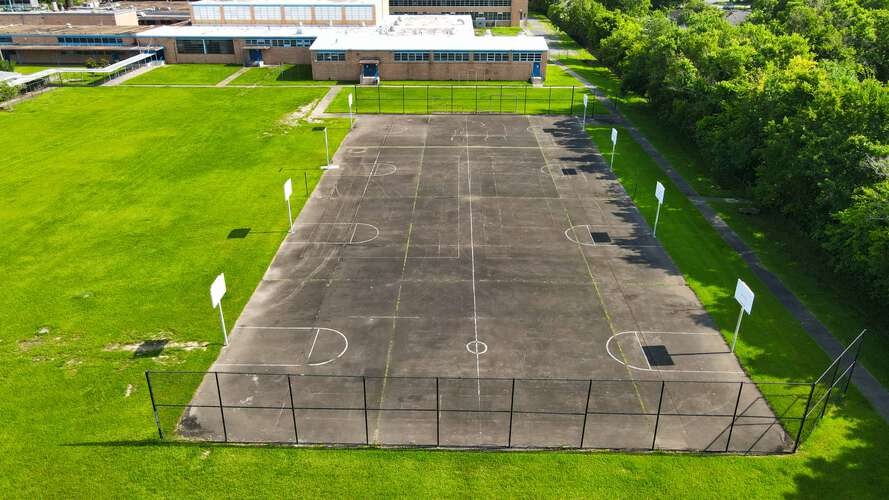 Rent Outdoor Basketball Courts in Houston