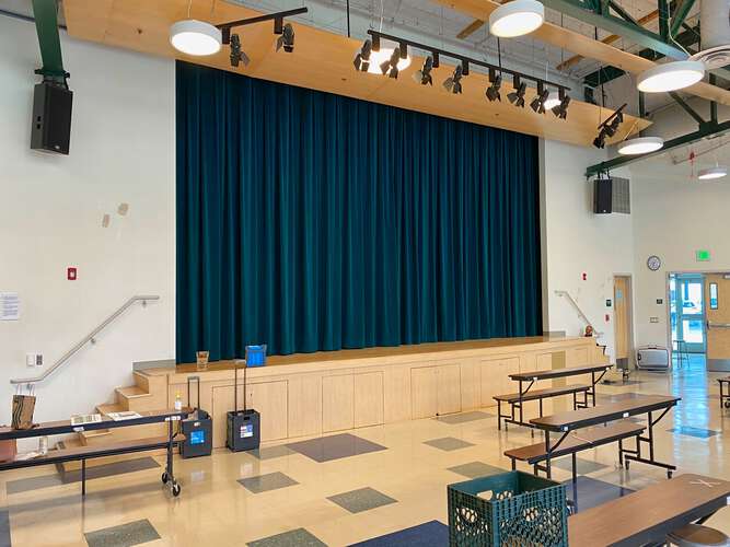 Rent A Cafeteria Medium In Sierra Madre CA 91024