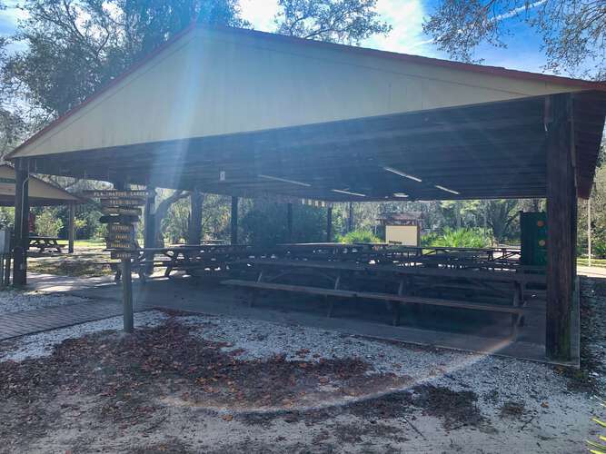 Rent a Outdoor Area in Thonotosassa FL 33592