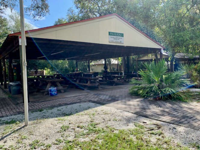 Rent a Outdoor Area in Thonotosassa FL 33592