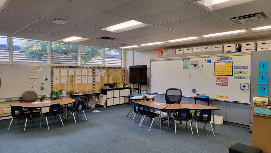 Rent Classroom Standard in La Mesa