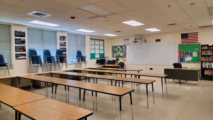 Rent Classroom Standard in Thornton