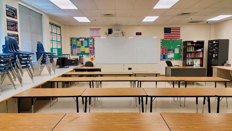 Rent Classroom Standard in Thornton