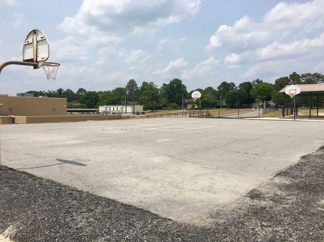 Rent Outdoor Basketball Courts in Columbia