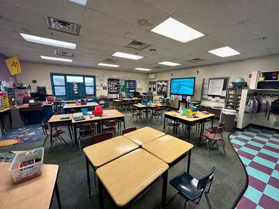 Painted Sky Elementary School Classroom Standard in Albuquerque