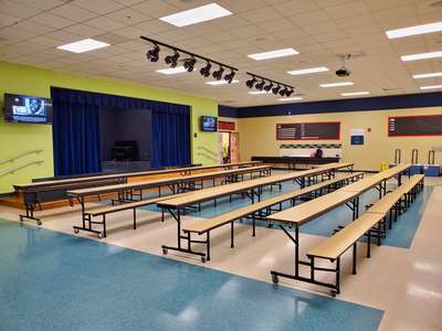 Pine Hills Elementary School Cafeteria in Orlando