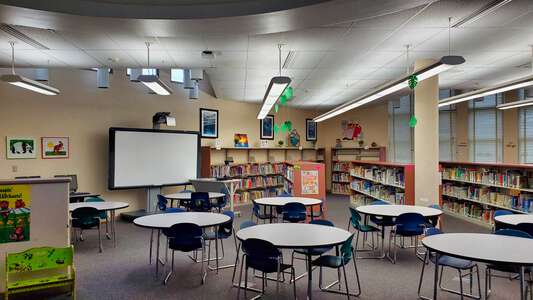 Loma Portal Elementary Library in San Diego