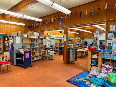 Atkinson K-5 School Library in Portland 4