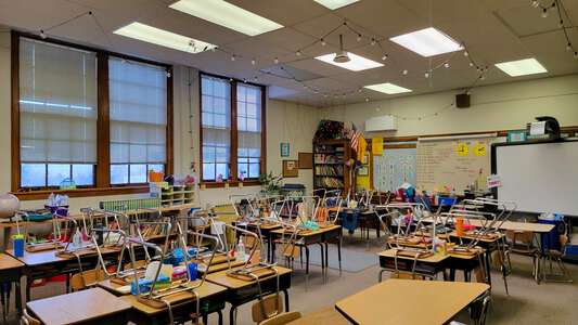 Bandelier Elementary School Classroom Standard in Albuquerque