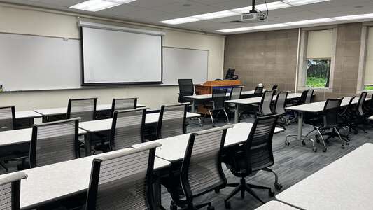 Menlo College Brawner Room 120 - 446 - Classroom in Atherton