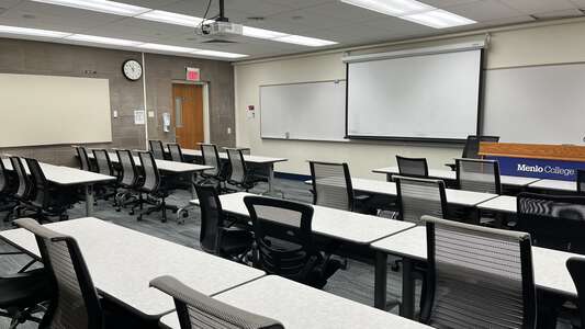 Menlo College Brawner Room 120 - 446 - Classroom in Atherton