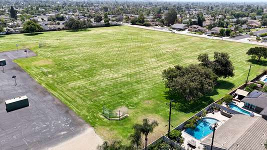 La Veta Elementary School Field - Practice in Orange