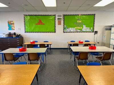 Rancho Las Positas Elementary School Classroom Standard in Livermore