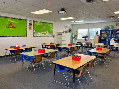 Rancho Las Positas Elementary School Classroom Standard in Livermore