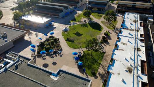 Diegueńo Middle School Courtyard in Encinitas